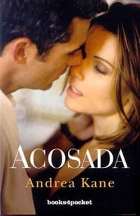 Acosada = Harassed